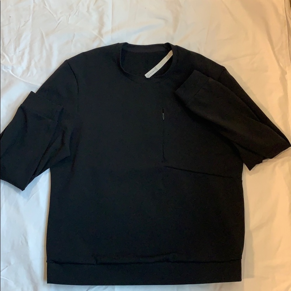 lululemon men’s crewneck